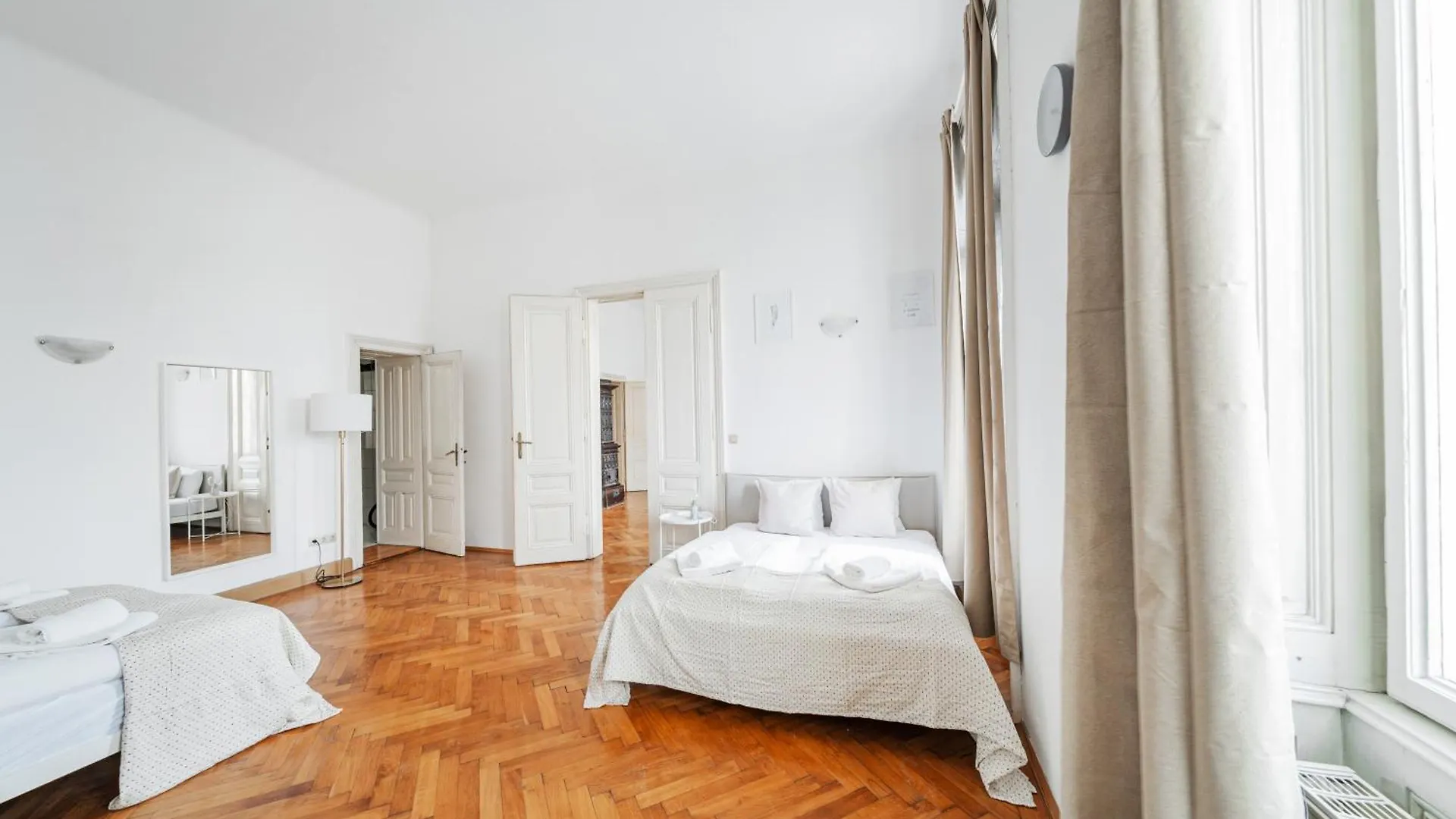 Lejlighed Wohnung Mit 9 Schlafplaetze Wien